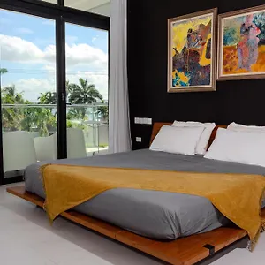 Apt 6ix - Modern And Airy @ Paradise Bay Jamaica